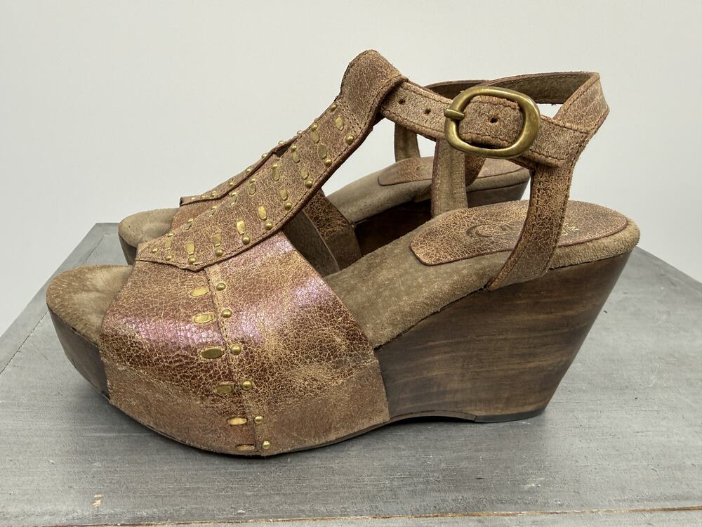 Calleen Cordero Leather Studded Wooden Wedge Platform Sandals Size 7.5 Mexico